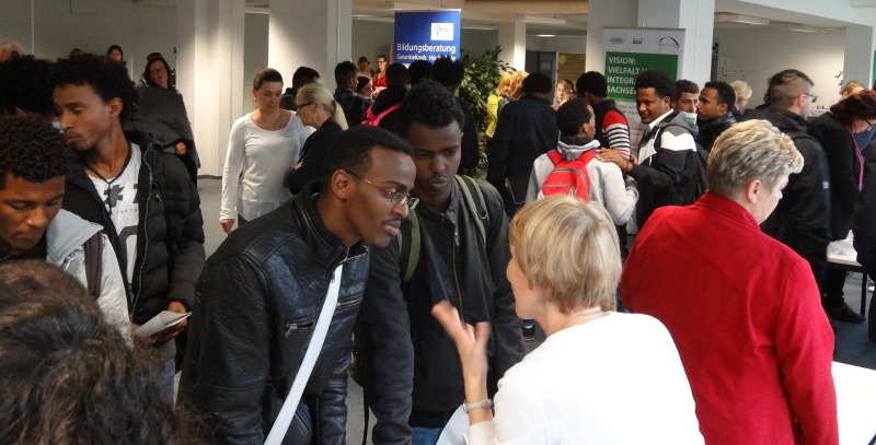 Nun fordern die »Jobcenter« vorsorglich von Tausenden Gutmenschen die Kosten zurück, die für den Lebensunterhalt ihrer »Gäste« entstanden sind, weil sonst Verjährungsfristen drohen.